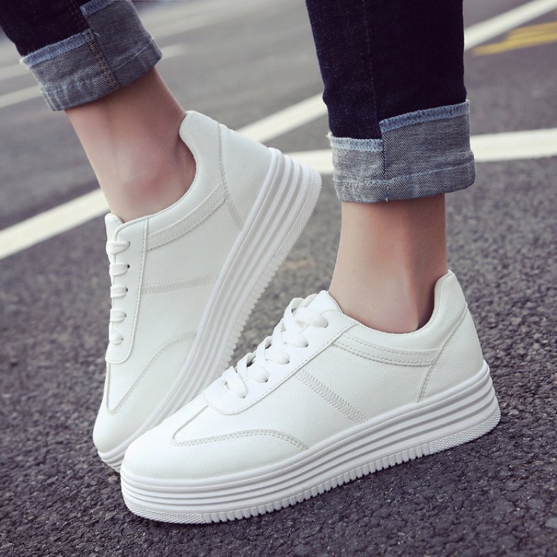 2021 spring new small white shoes female student running board shoes female heightened casual shoes breathable